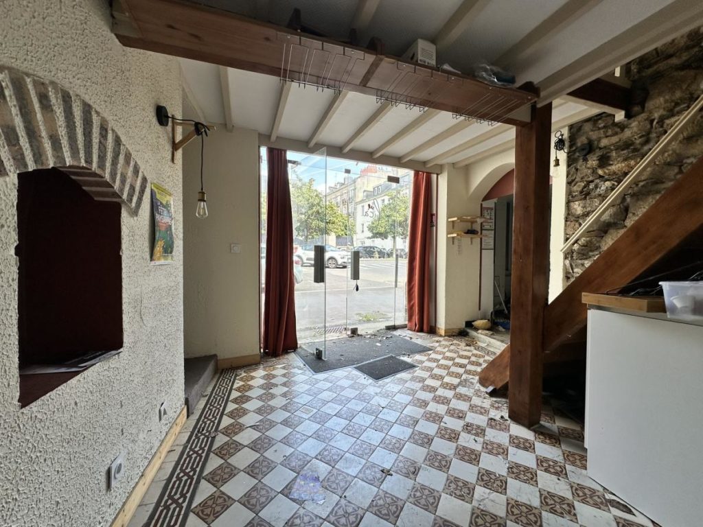 Image 0